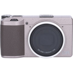Tweedehands Ricoh GR III Diary Edition CM3409