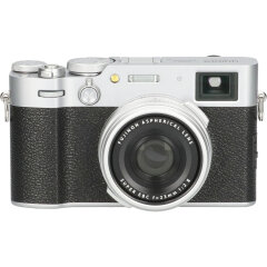 Tweedehands Fujifilm X100 VI Silver CM7735