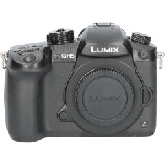 Tweedehands Panasonic DC-GH5 Body CM1701