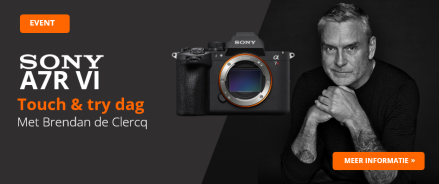 Touch and try A7R VI